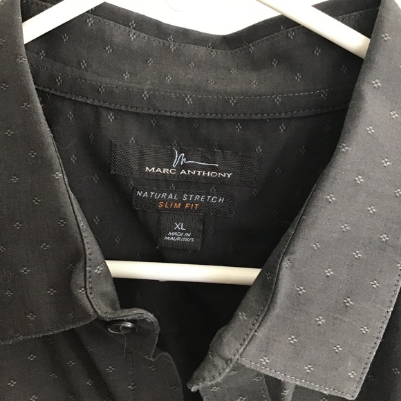 Marc Anthony short sleeve button down - Picture 2 of 3